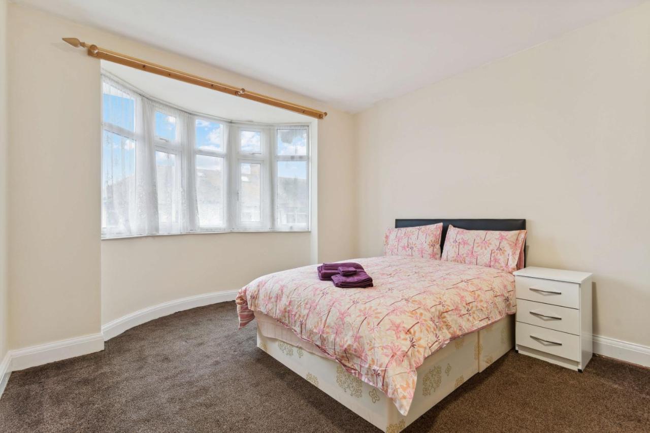 Beautiful Cozy Room London Exterior photo